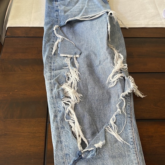 American Eagle Ripped Jeans - Picture 5 of 8